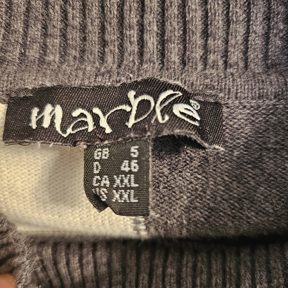 Marble top - Picture 3 of 3